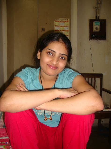 indian girl neked photo|Nude Indian Girls Pics